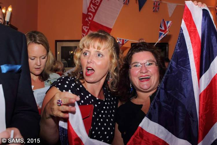 Bev and friends Mandy and Caroline both in full flow. What a night! Photo courtesy of SAMS Media services.  https://www.facebook.com/320819601295027/photos/a.362713837105603.85060.320819601295027/866941620016153/?type=1&fref=nf
